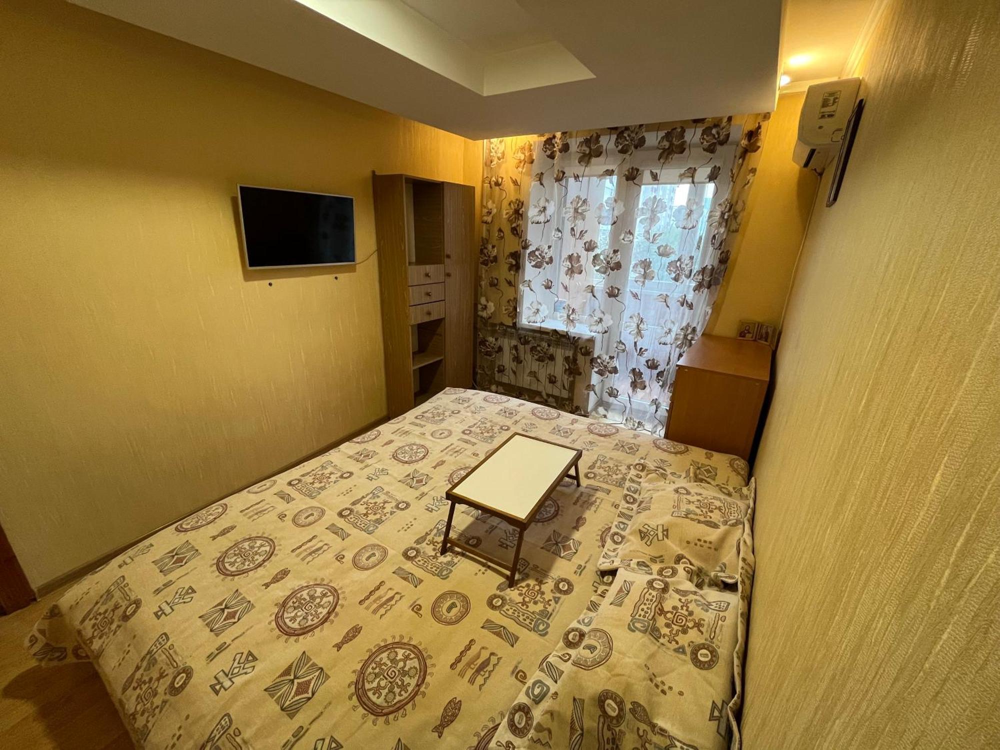 Апартаменти Біля Софіївки Uman Exterior photo